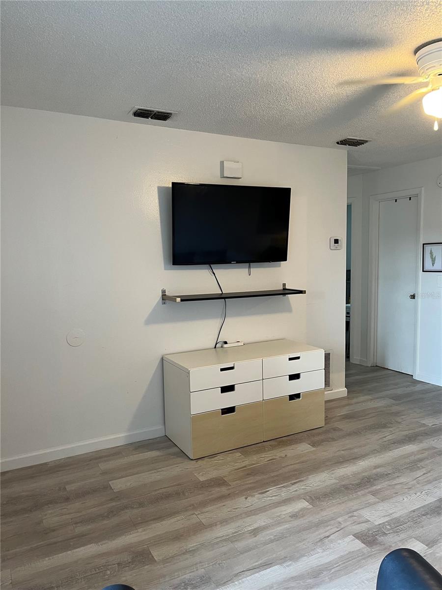 MEADOW COVE - Residential