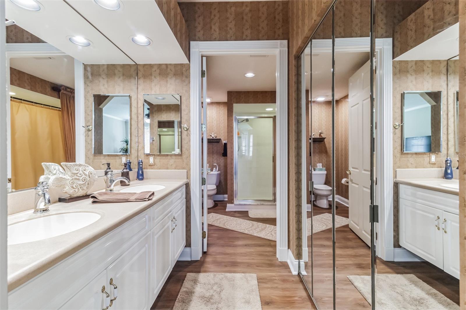 RIVERWALK AT HARBOUR VILLAGE - Residential