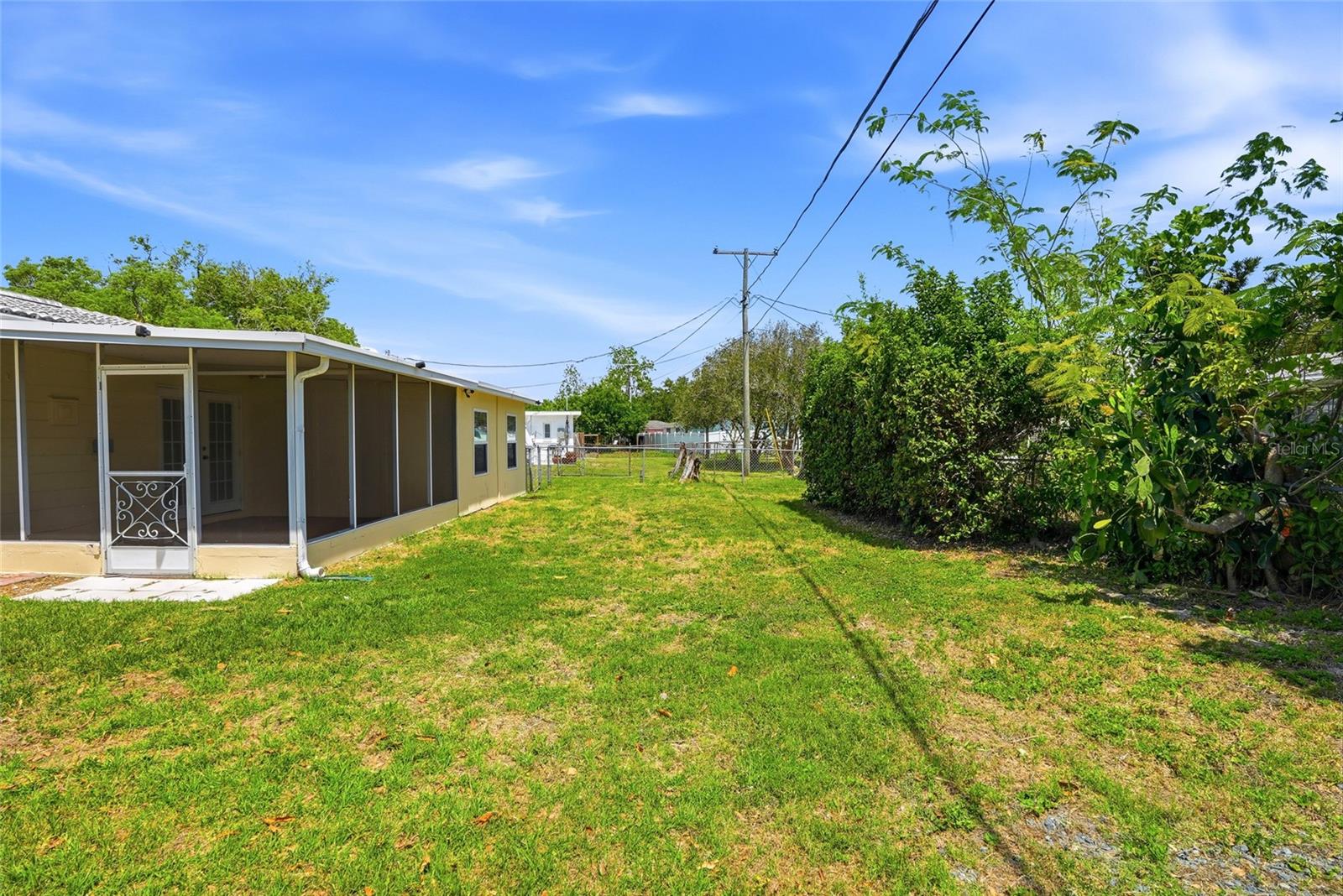 KENNETH CITY UNIT 1 REV - Residential