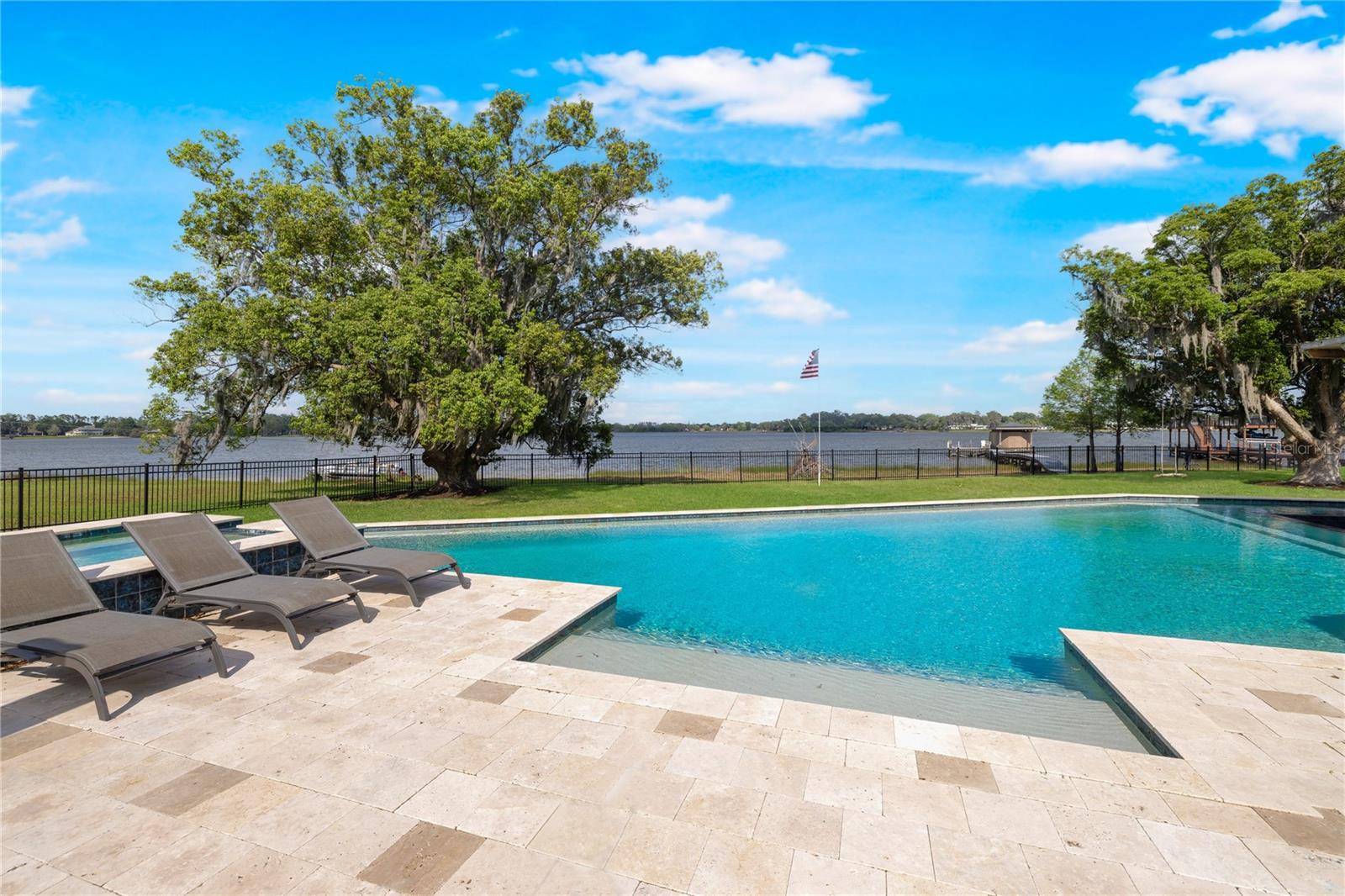 LAKE JESSAMINE SHORES/NORTH FLORIDA SHORES - Residential