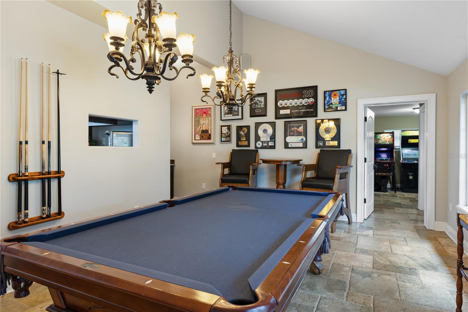 LAKE JESSAMINE SHORES/NORTH FLORIDA SHORES - Residential