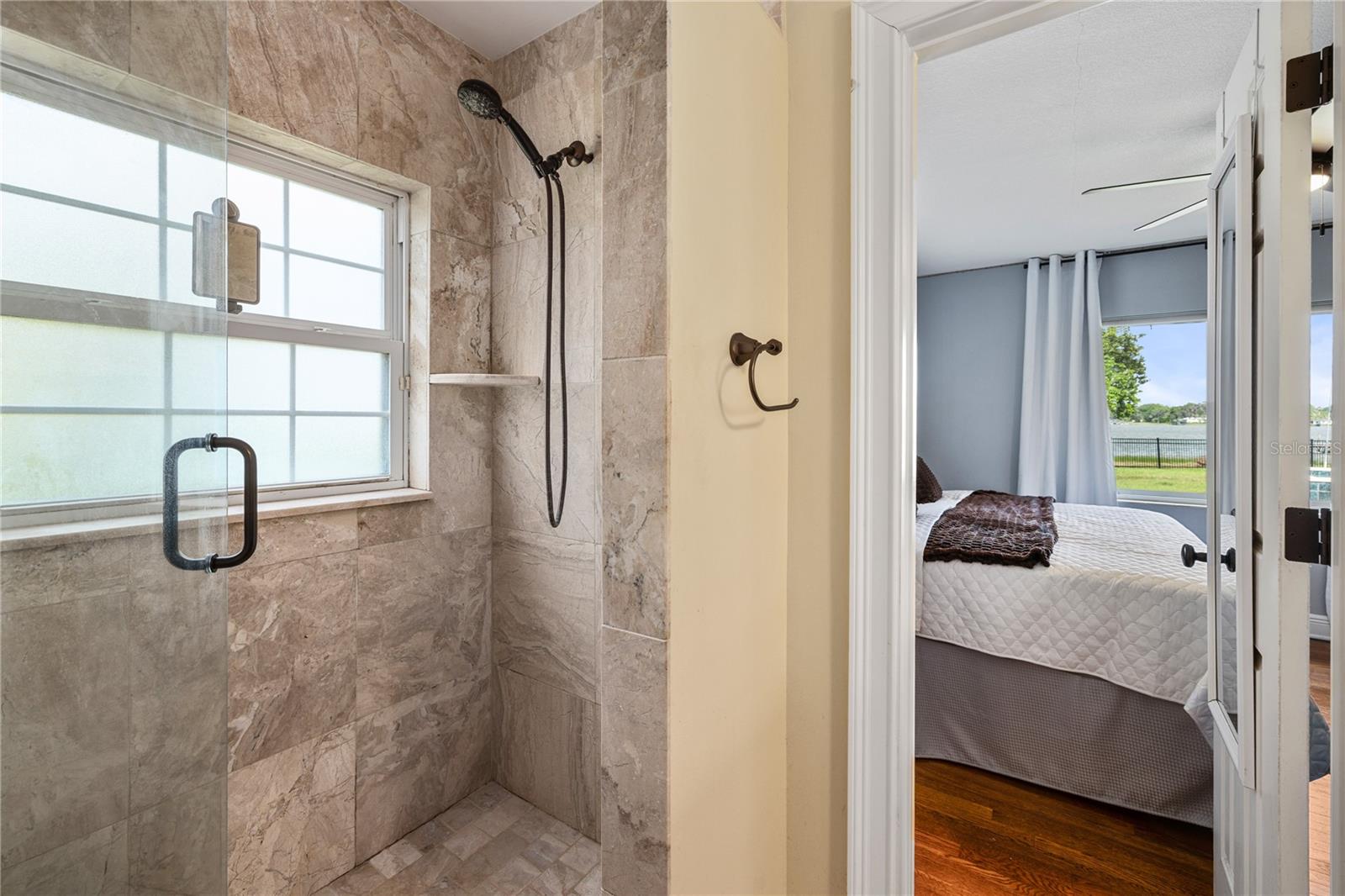 LAKE JESSAMINE SHORES/NORTH FLORIDA SHORES - Residential