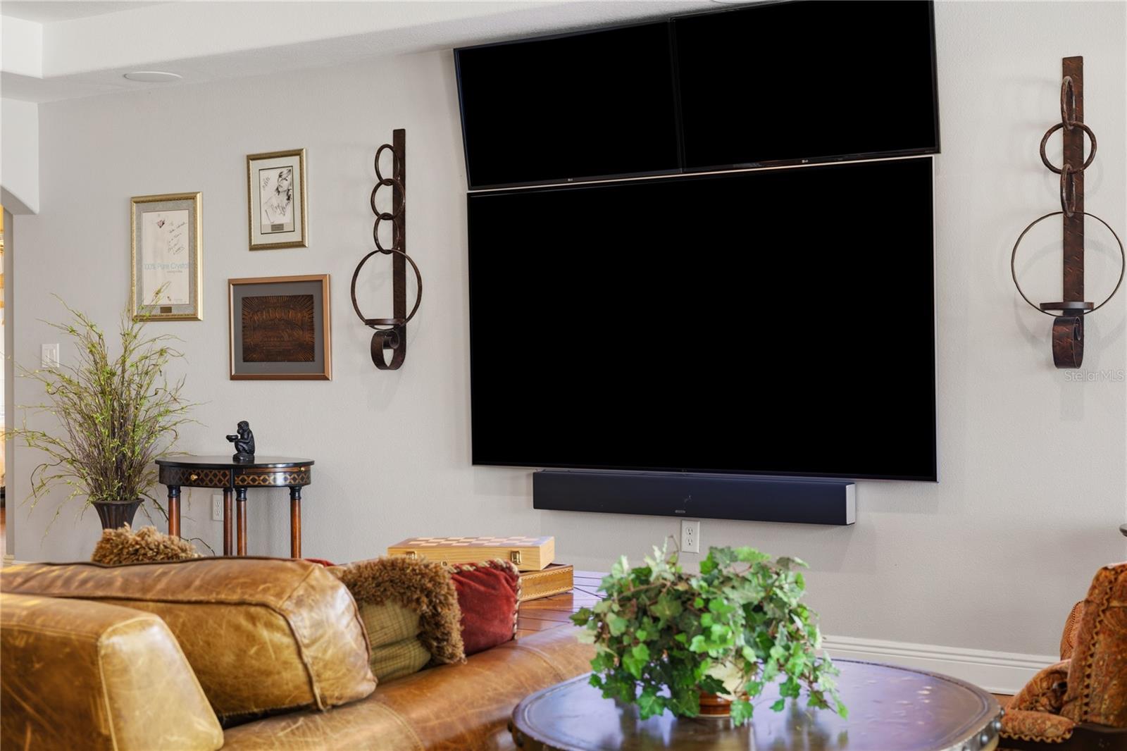 LAKE JESSAMINE SHORES/NORTH FLORIDA SHORES - Residential