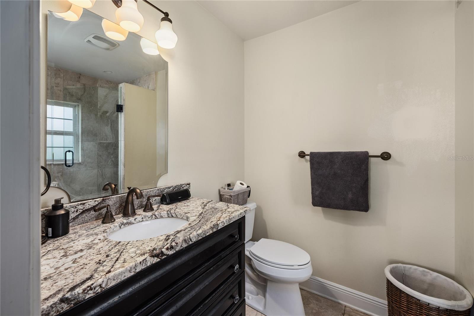 LAKE JESSAMINE SHORES/NORTH FLORIDA SHORES - Residential