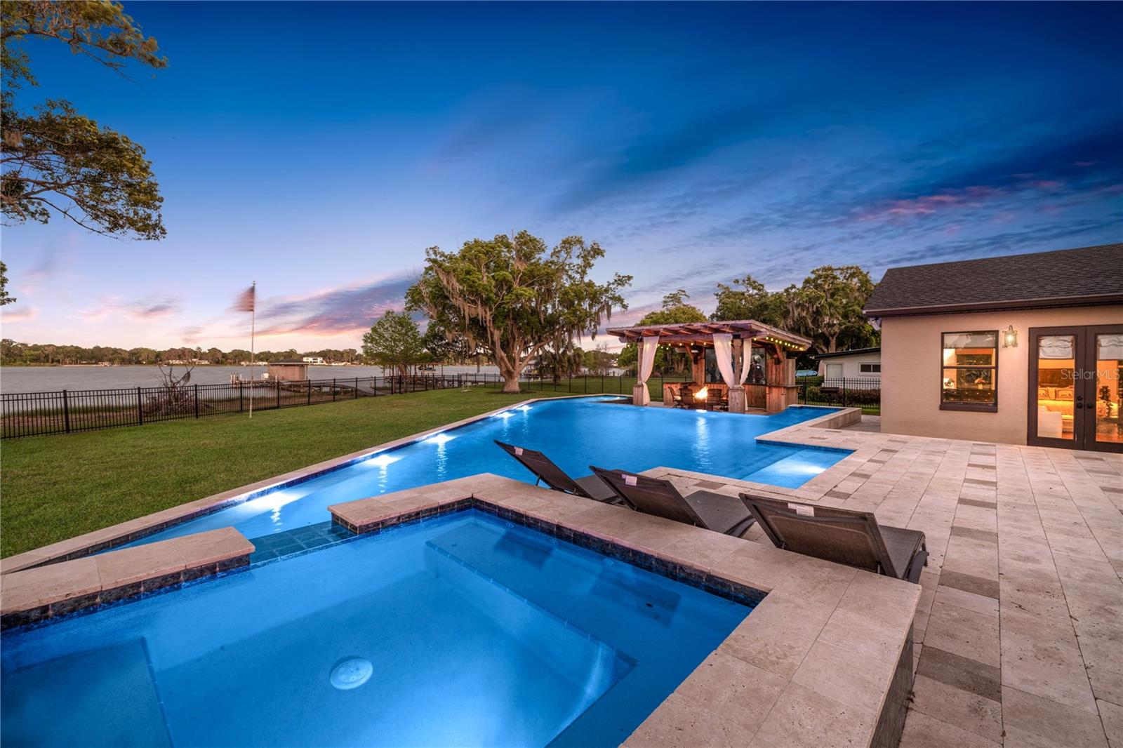 LAKE JESSAMINE SHORES/NORTH FLORIDA SHORES - Residential