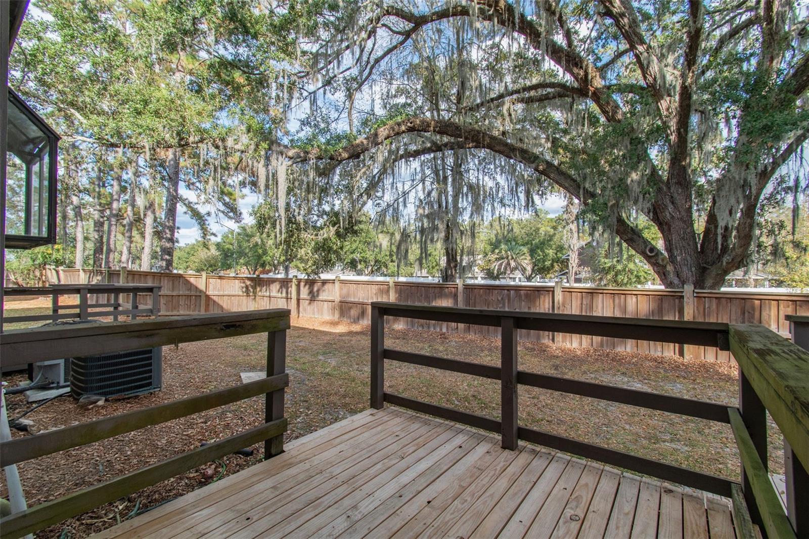 SOUTHFORK OAKS - Residential Lease