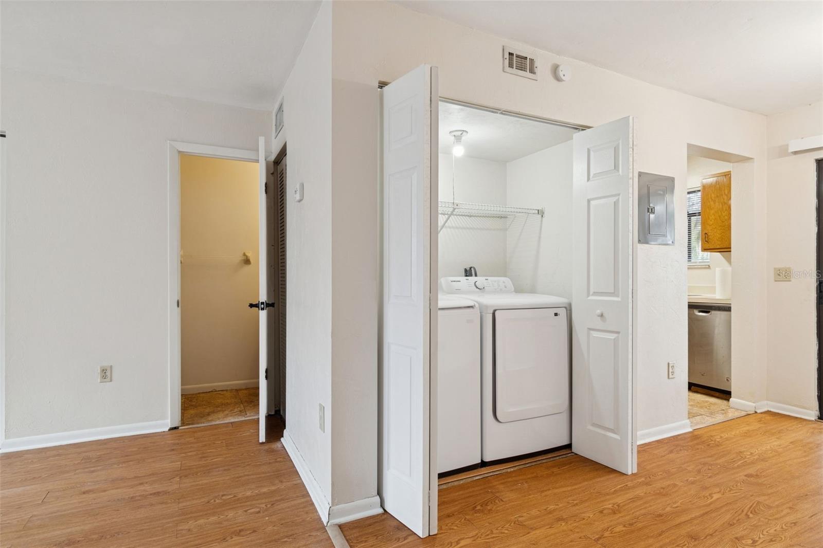 SOUTHFORK OAKS - Residential Lease