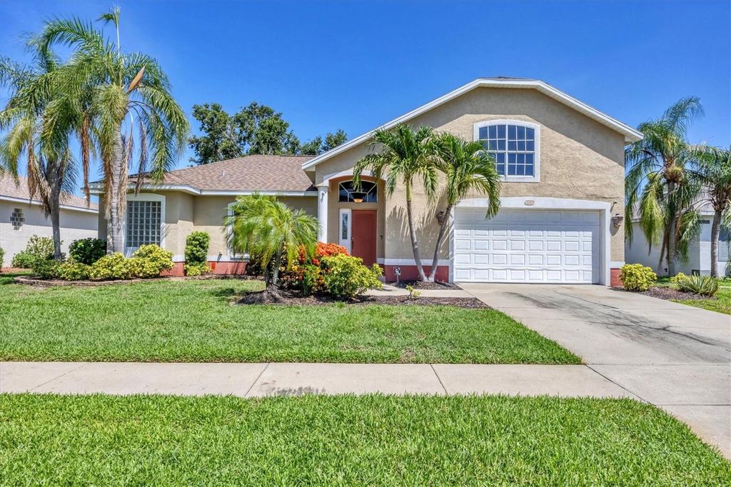 Photo of 815 Greenview Drive, Apollo Beach, FL 33572 (MLS # A4656965)