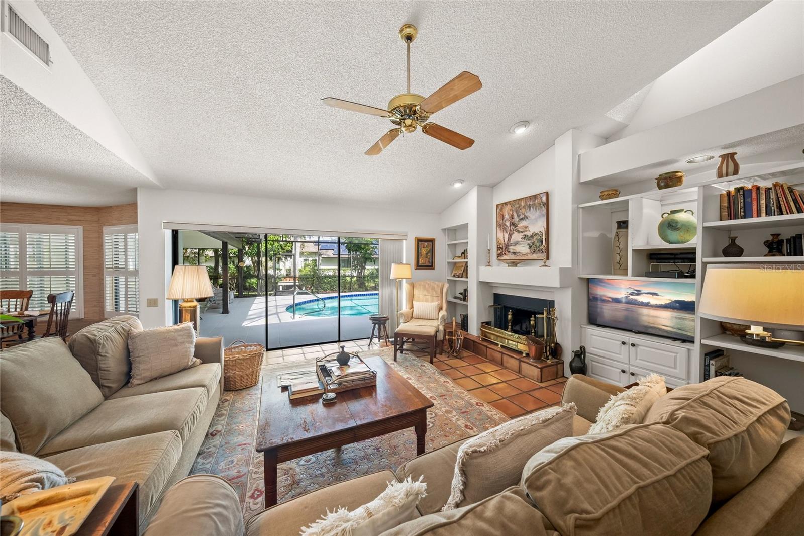 BENT TREE VILLAGE - Residential