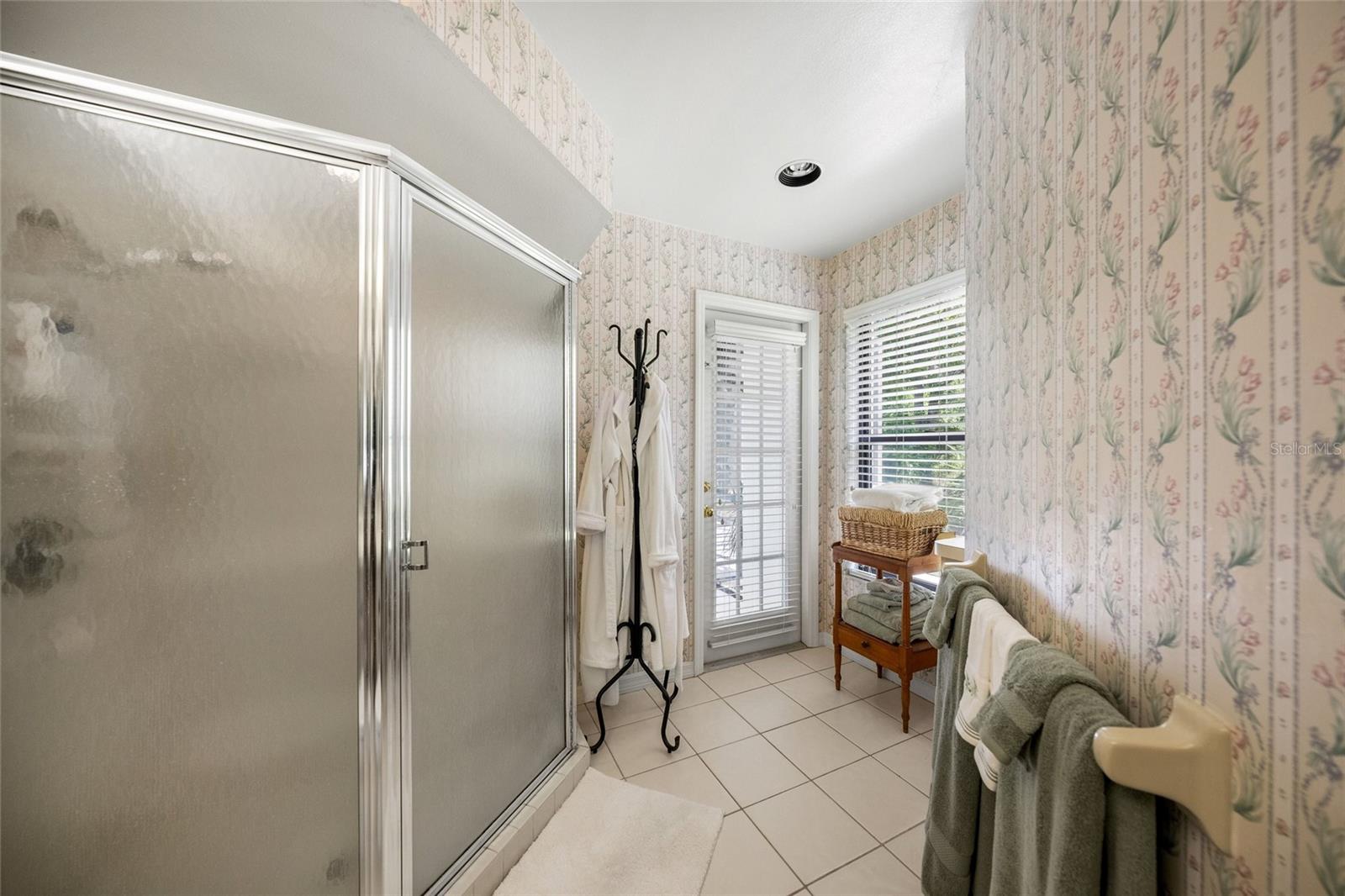 BENT TREE VILLAGE - Residential