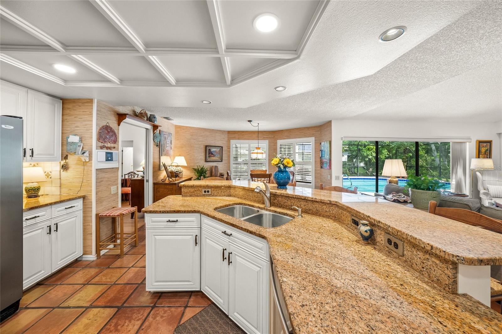 BENT TREE VILLAGE - Residential