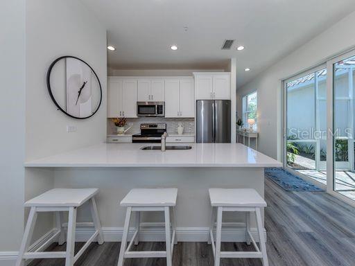 COTTAGES OF VENICE - Residential