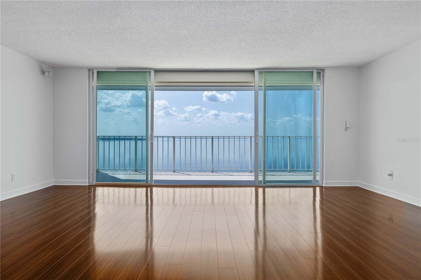 BAYSHORE DIPLOMAT A CONDOMINIU - Residential Lease