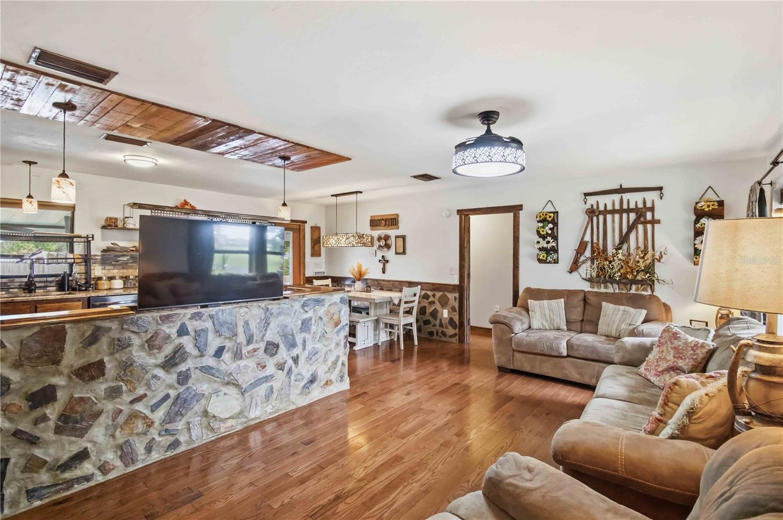SAN JOSE ESTATES - Residential