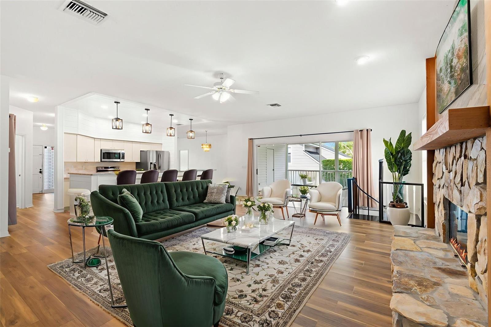 859 HARBOR HILL DRIVE