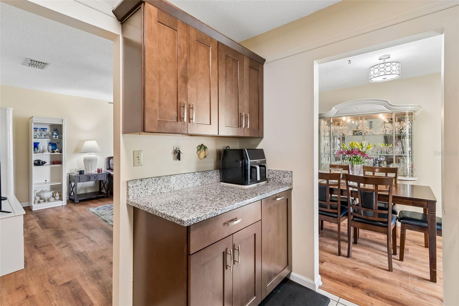 CAMBRIDGE M CONDO REV - Residential