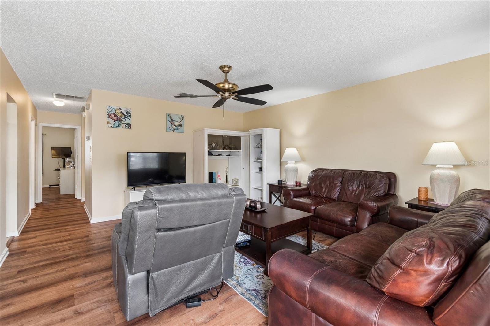 CAMBRIDGE M CONDO REV - Residential