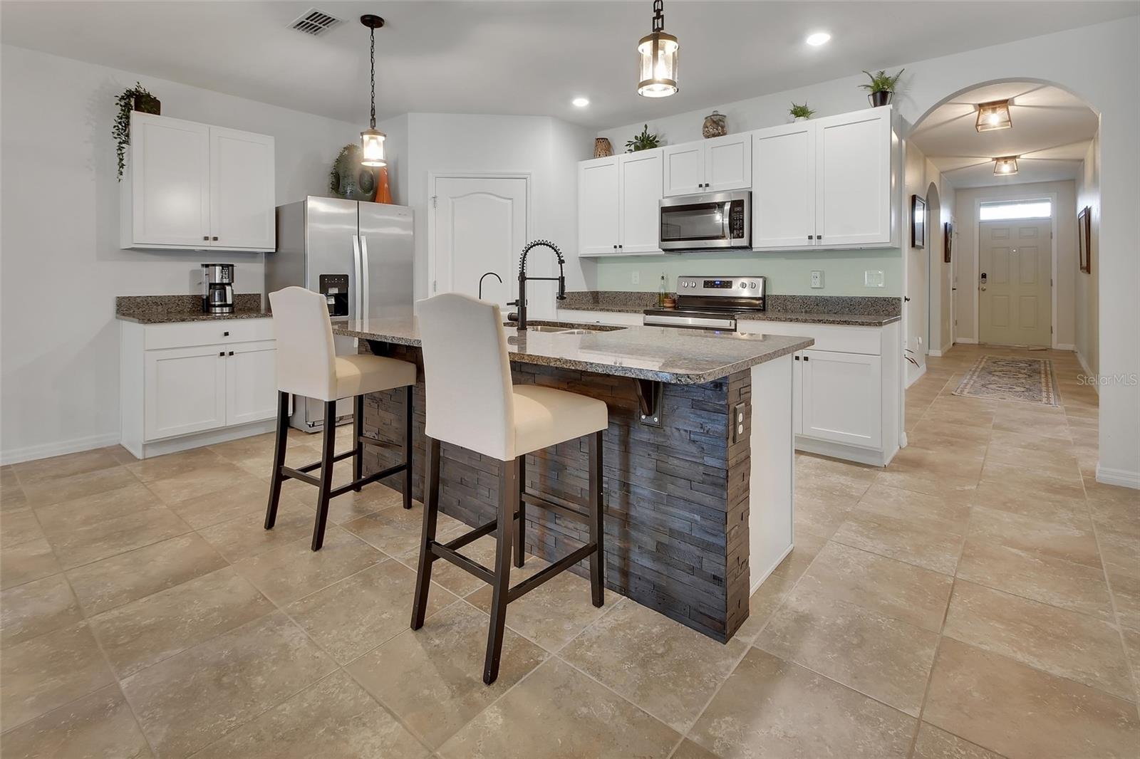 JACOBS LNDG - Residential