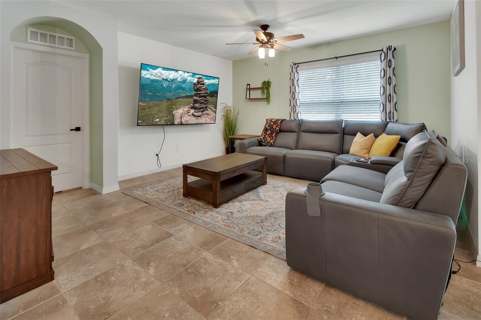 JACOBS LNDG - Residential