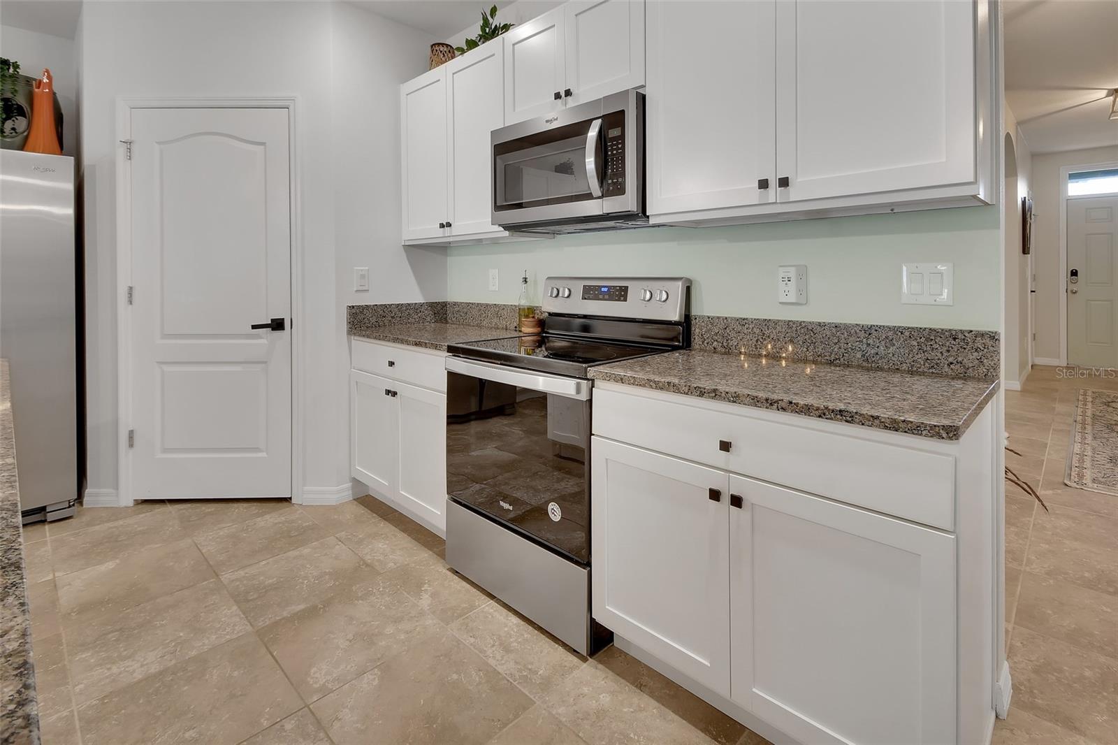 JACOBS LNDG - Residential