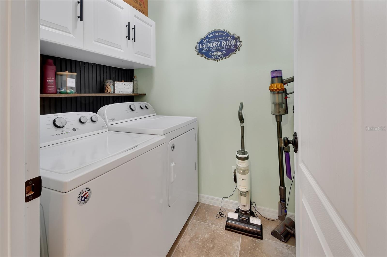 JACOBS LNDG - Residential