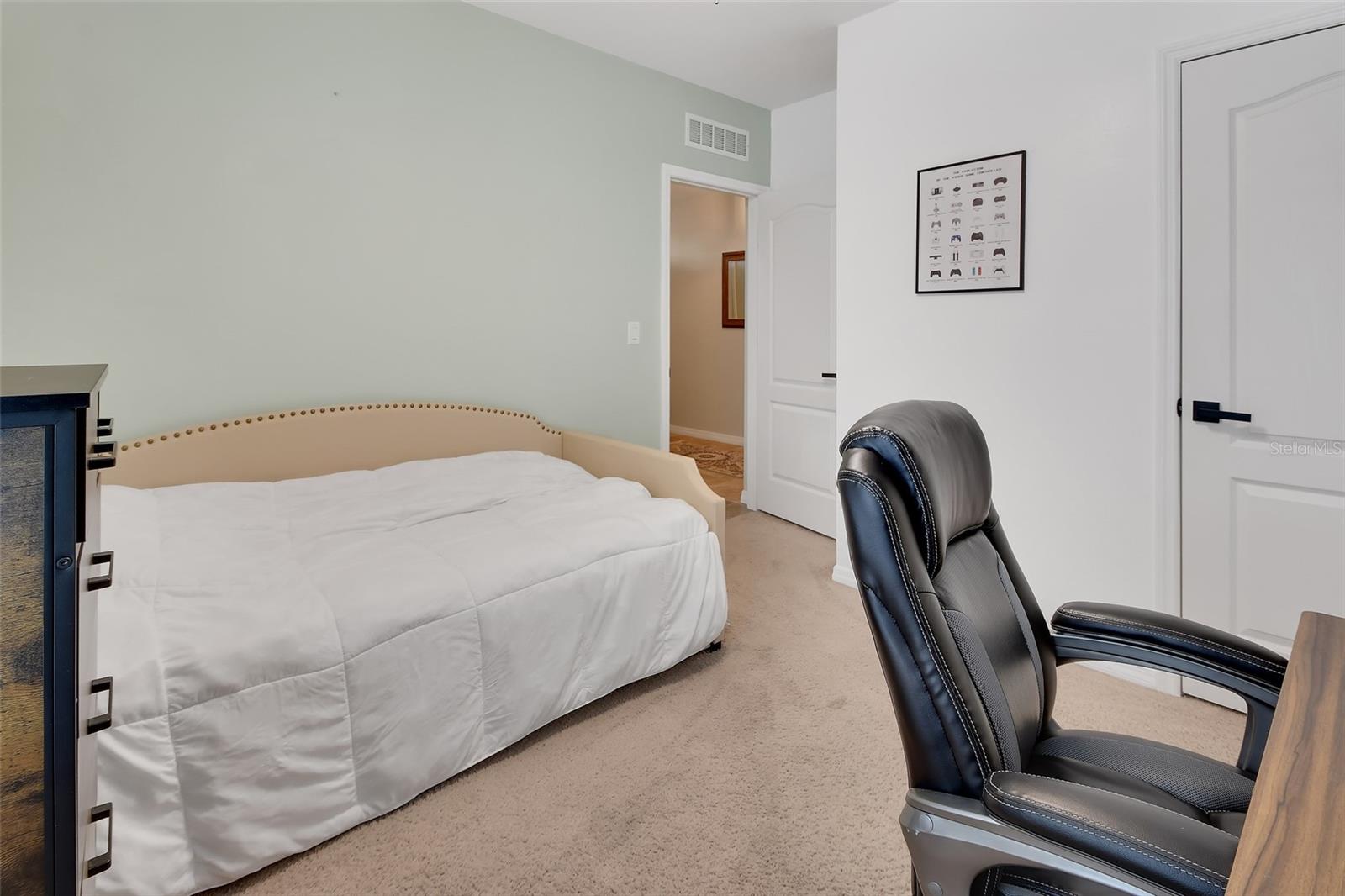 JACOBS LNDG - Residential