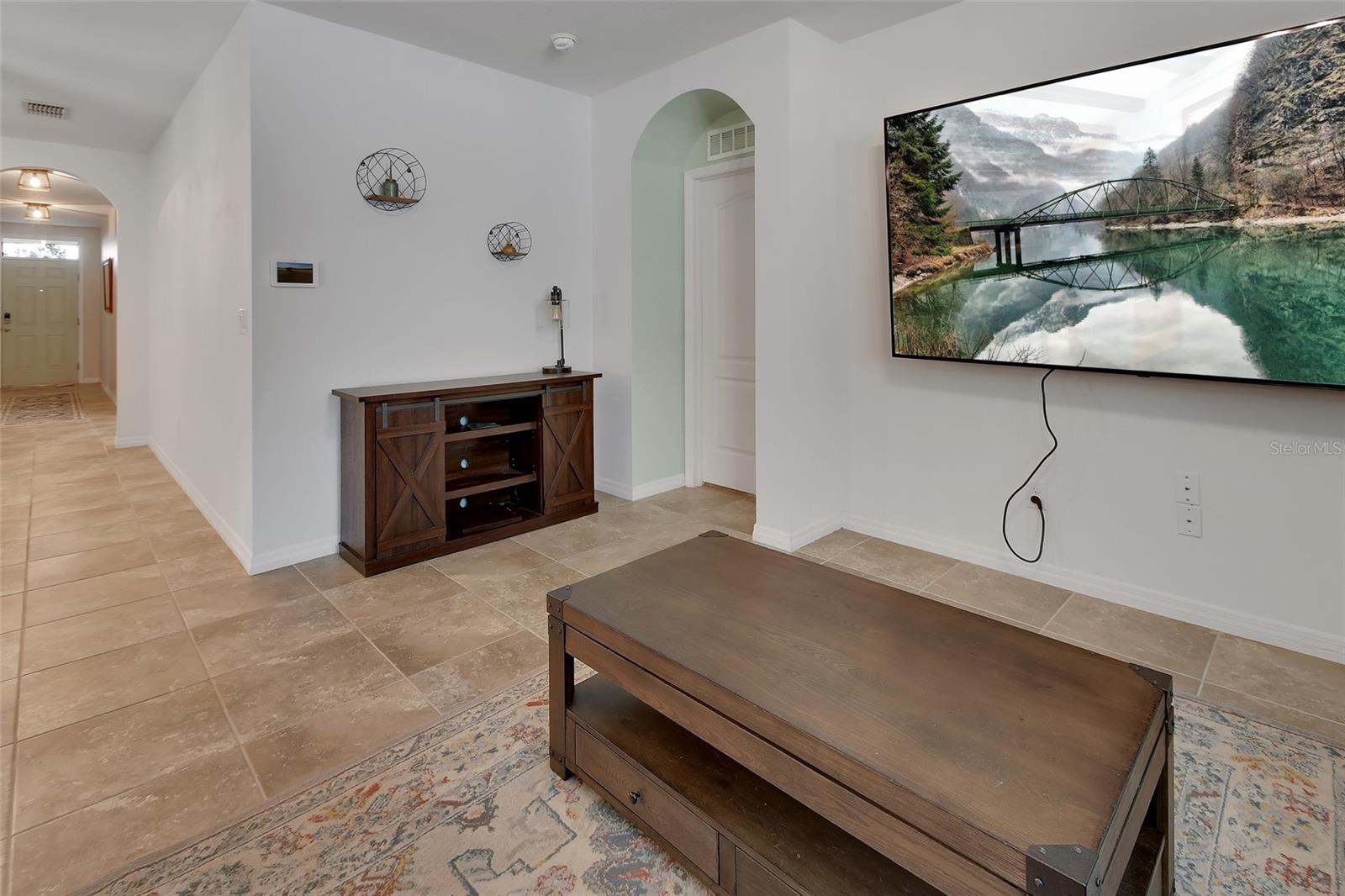 JACOBS LNDG - Residential