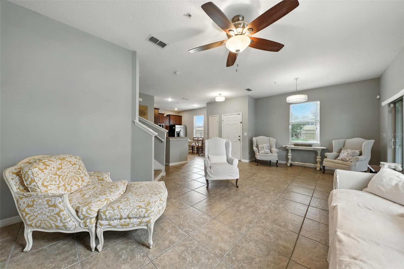 1551 SCARLET OAK LOOP B