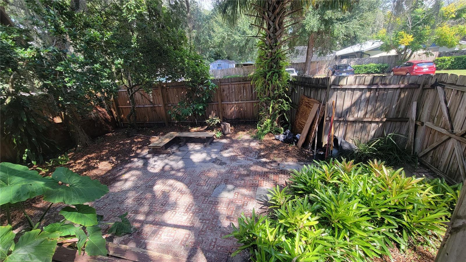 VINEYARD CONDO PH 04 - Residential