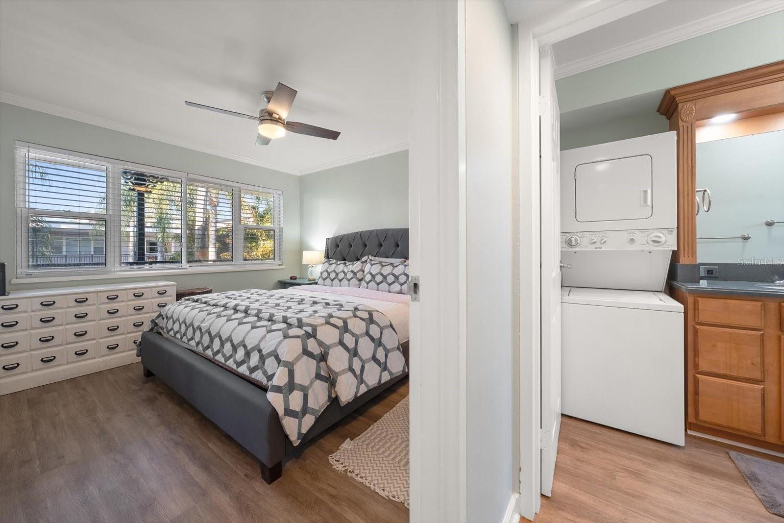 VICTORIA THE CONDO - Residential