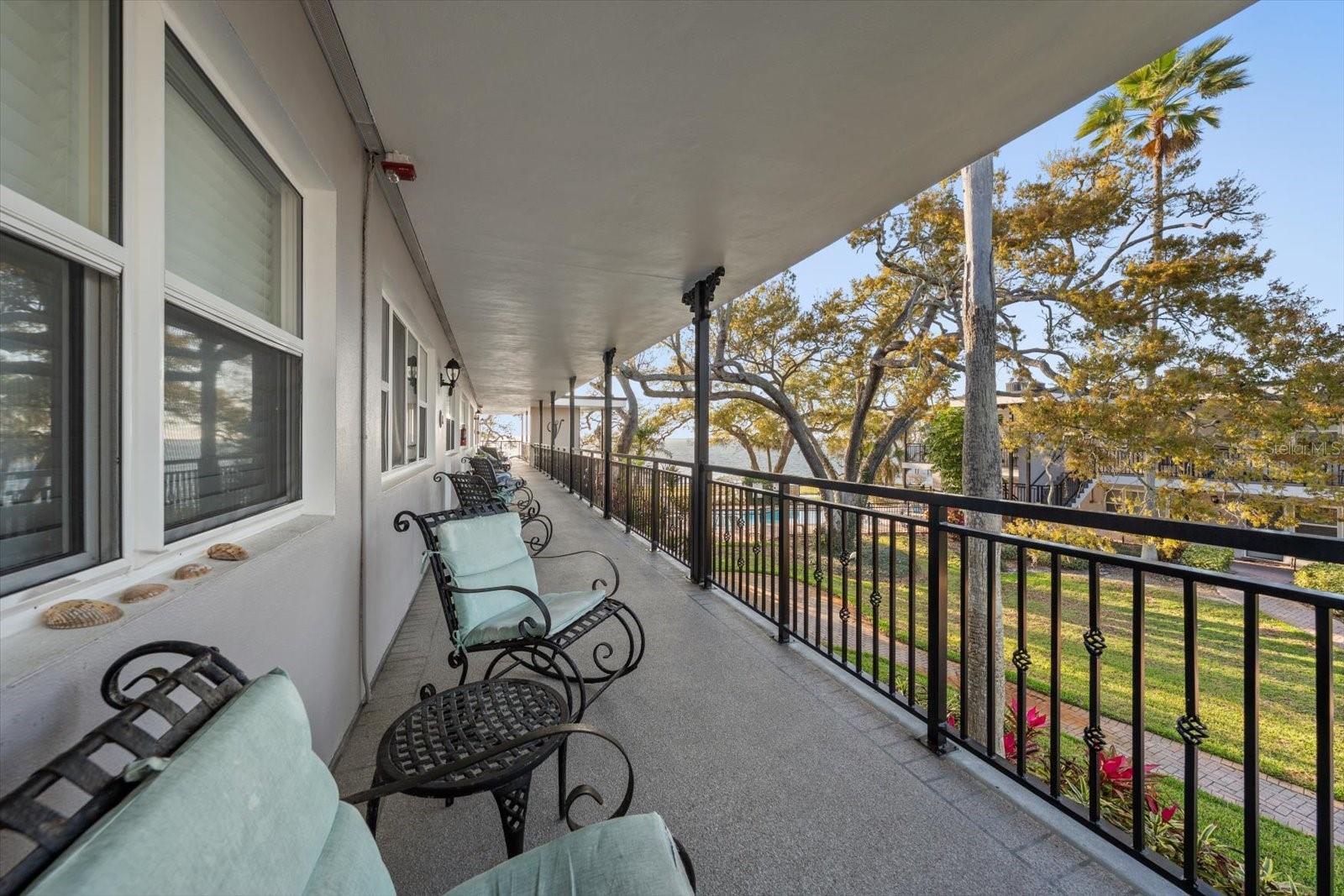 VICTORIA THE CONDO - Residential