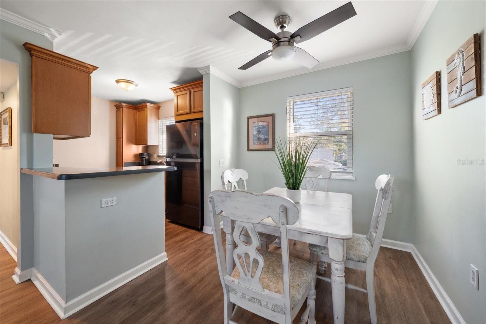 VICTORIA THE CONDO - Residential