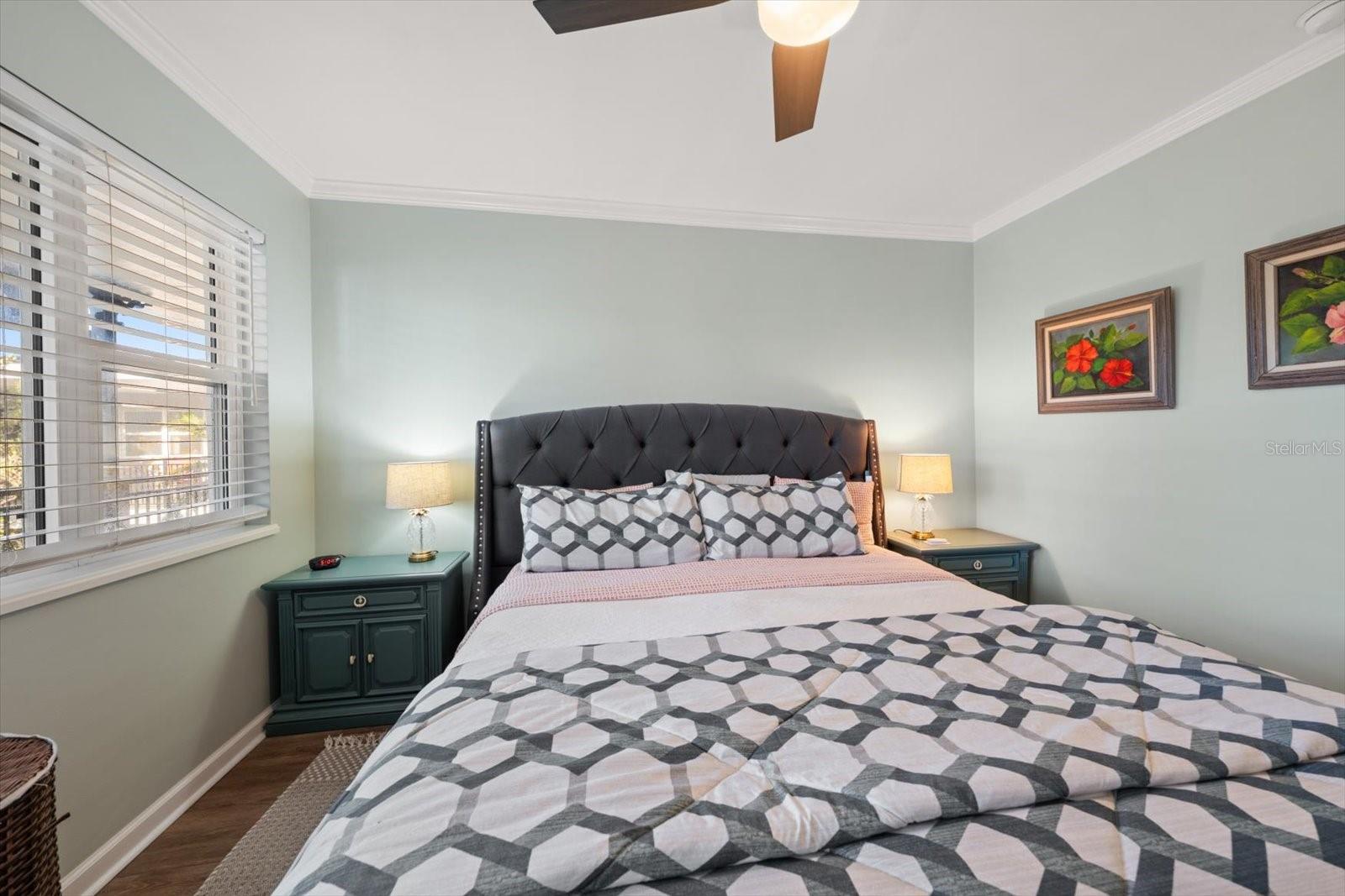 VICTORIA THE CONDO - Residential