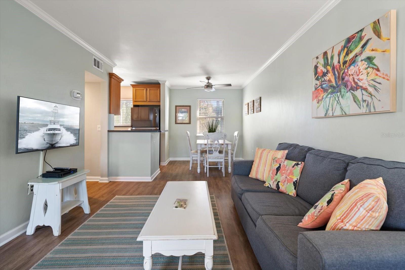 VICTORIA THE CONDO - Residential