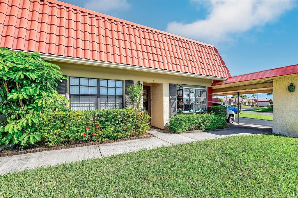 Photo of 19029 Us Highway 19 N #21F, Clearwater, FL 33764 (MLS # TB8560295)