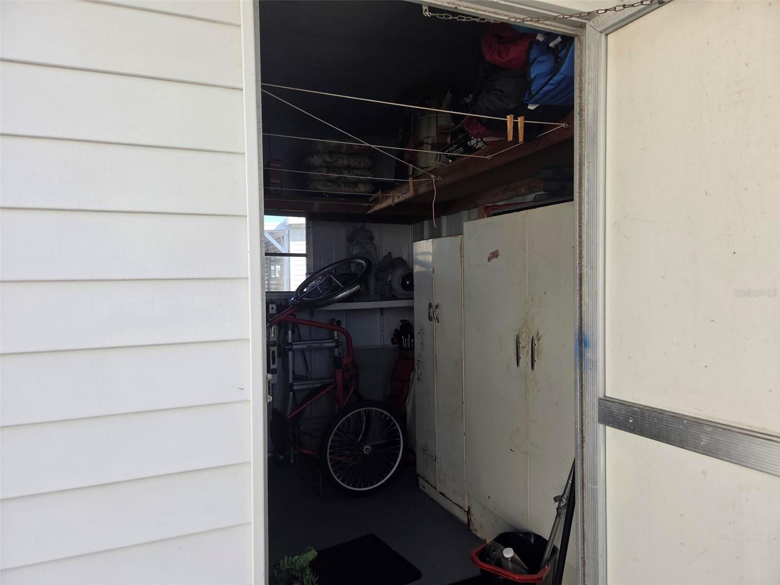 OAKWOOD MANOR - Residential