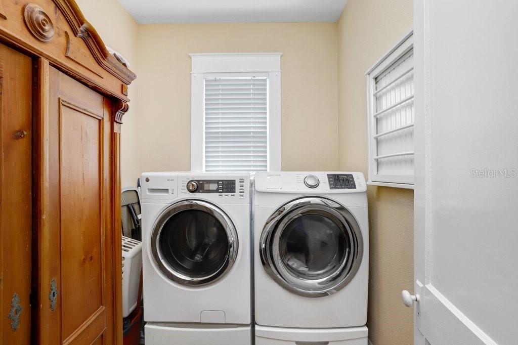 RICHARDSON PLACE - Residential