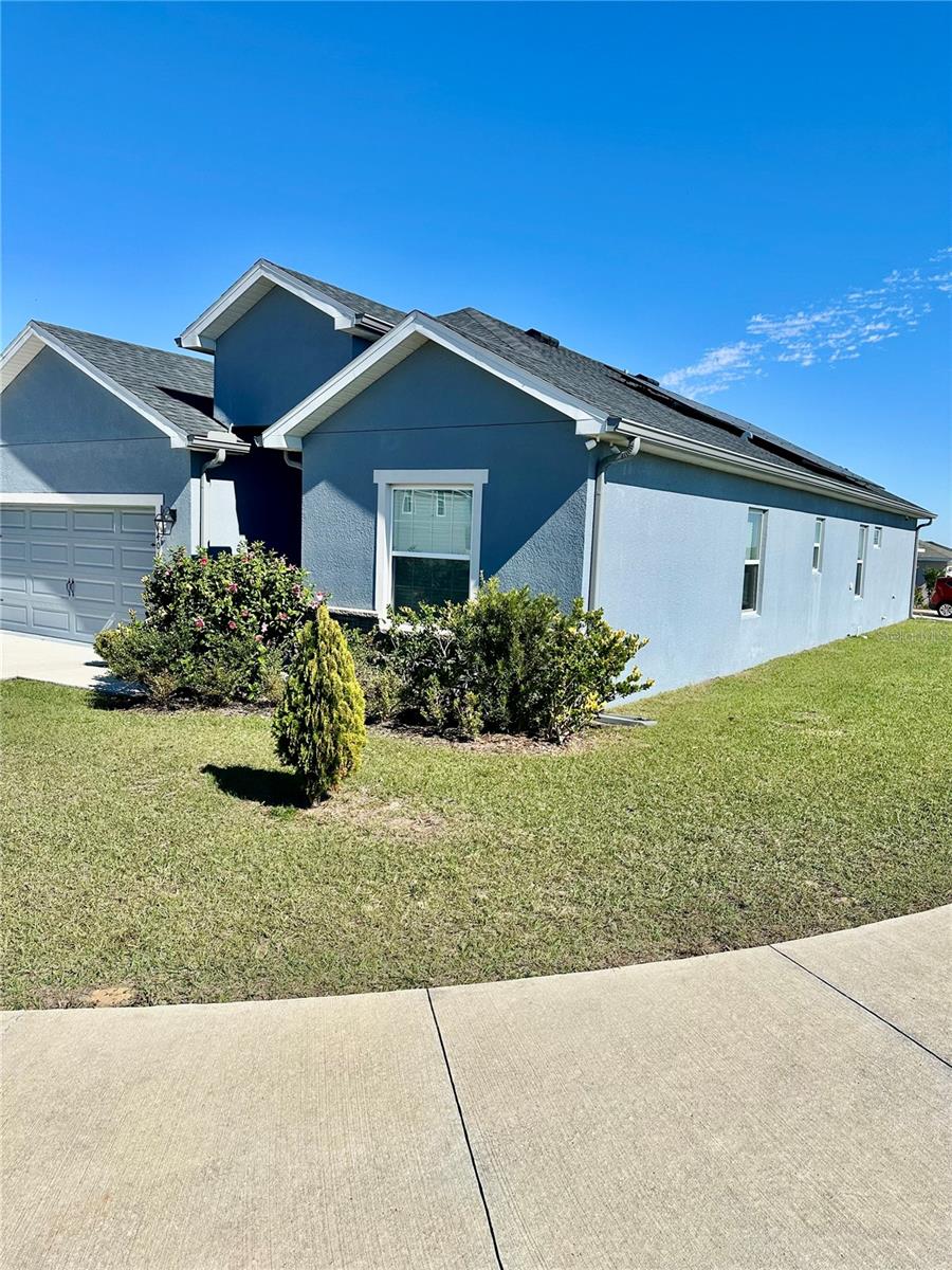 4403 HUMMINGBIRD LANE