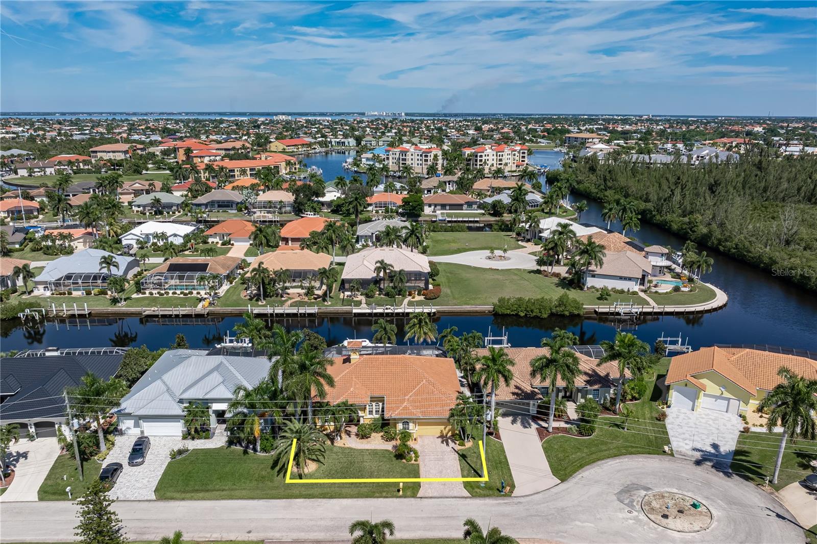 1448 KIWI COURT