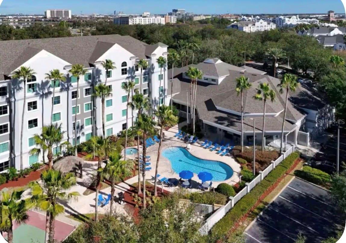 Casas a venda 2 - Jen Dantas 8303 PALM PARKWAY 318