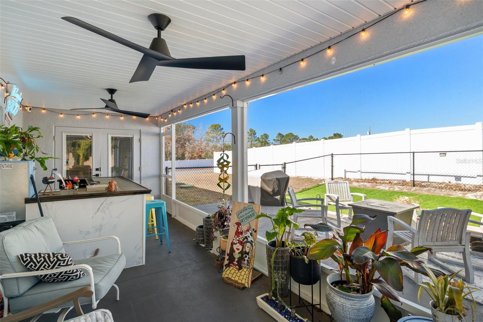 ROYAL HIGHLANDS - Residential