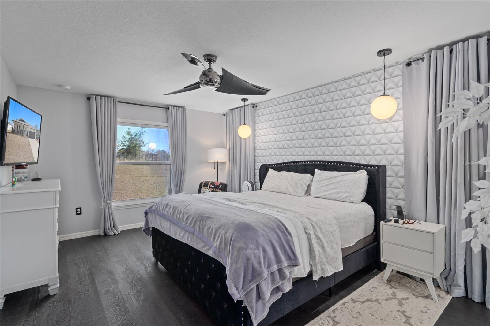 ROYAL HIGHLANDS - Residential