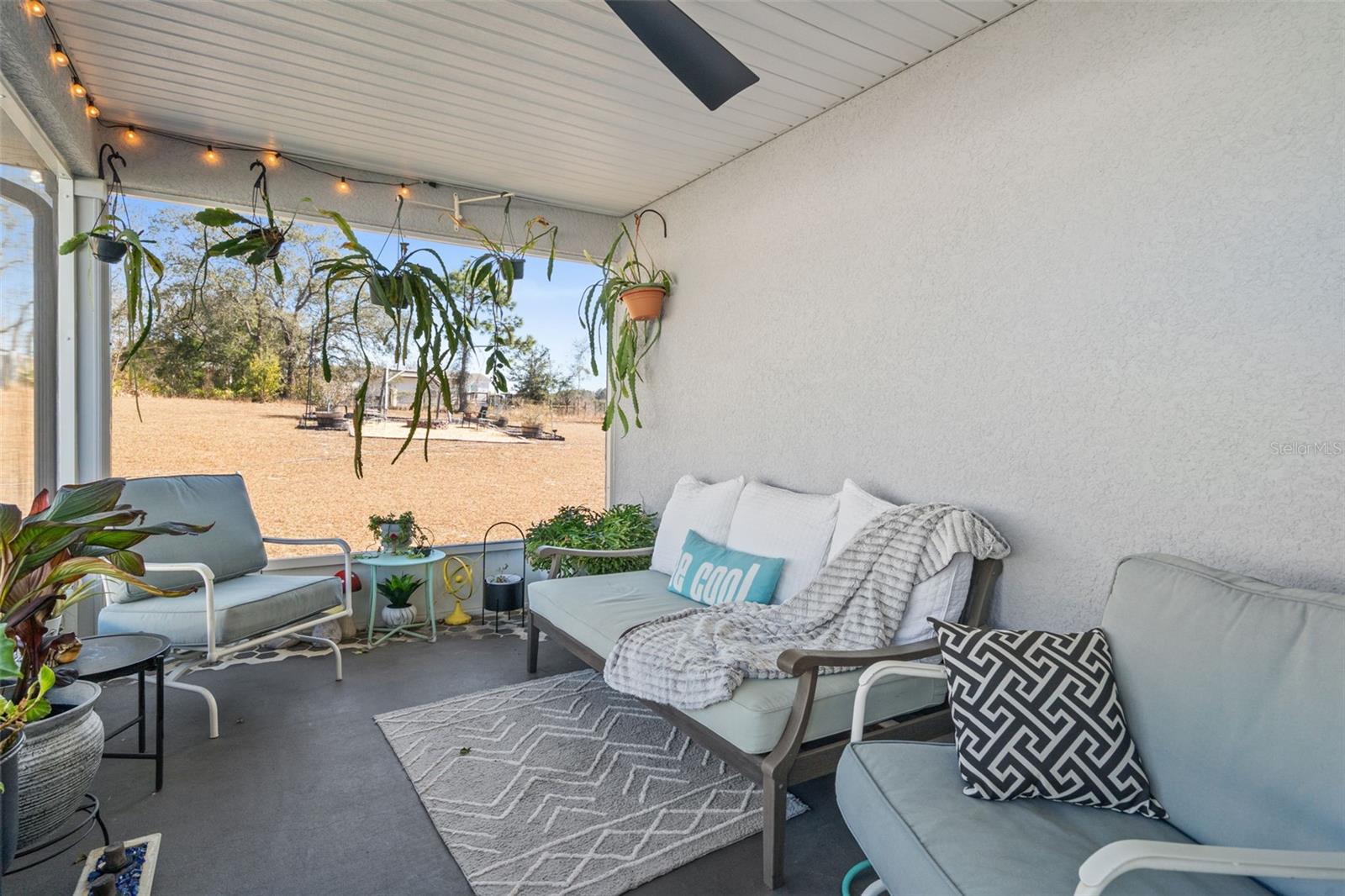 ROYAL HIGHLANDS - Residential