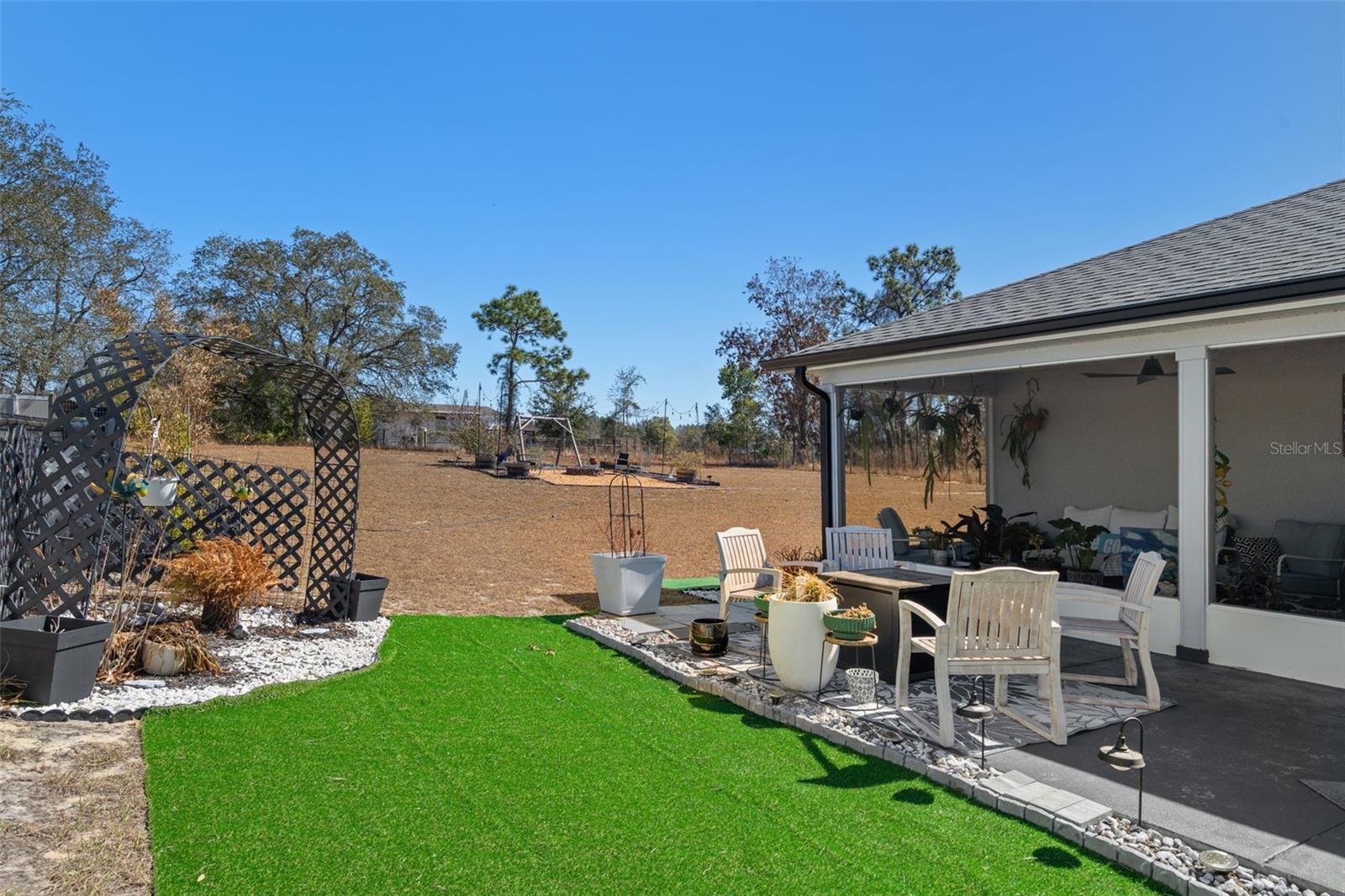 ROYAL HIGHLANDS - Residential