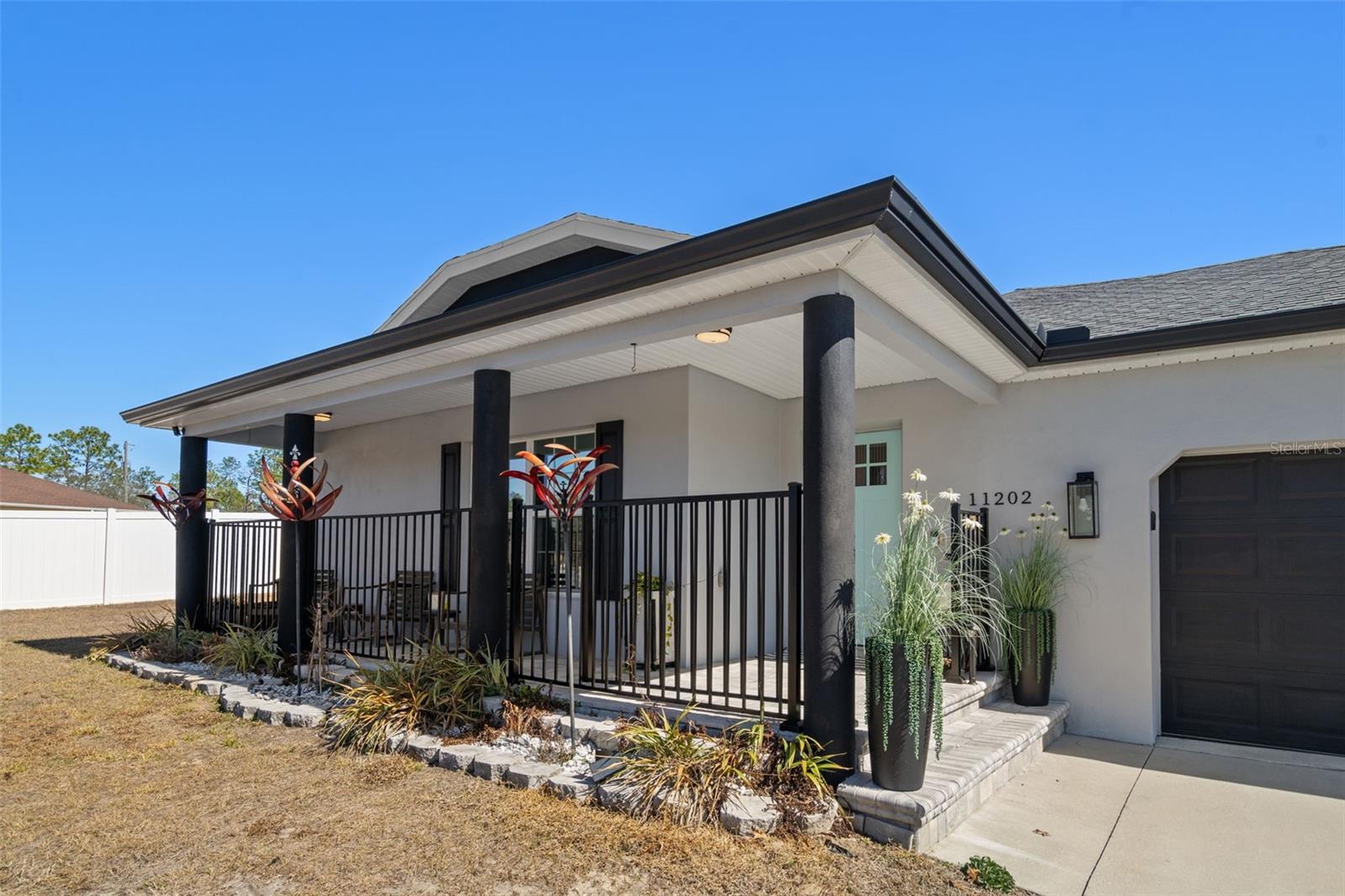 ROYAL HIGHLANDS - Residential