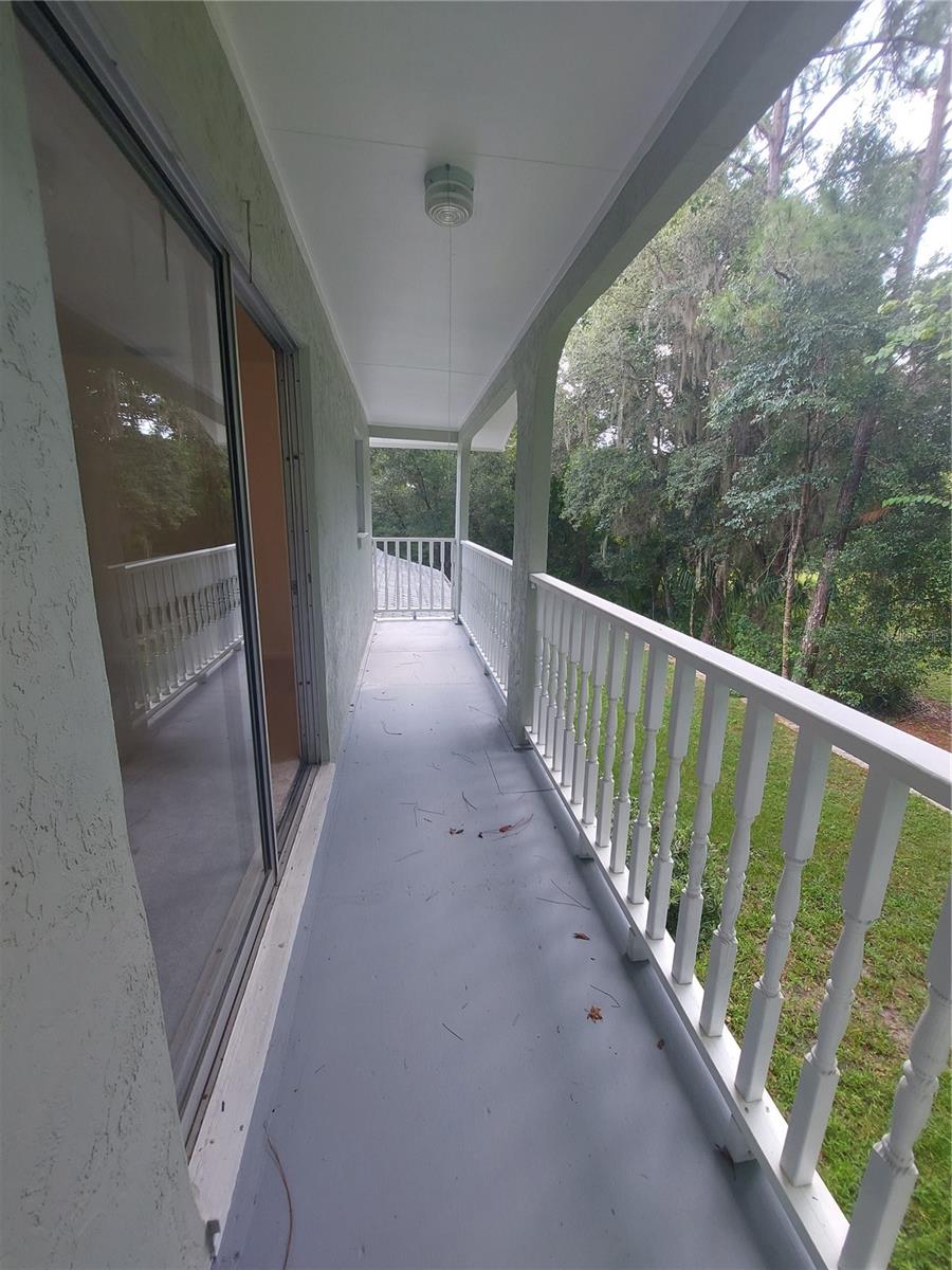 BLUE LAKE - Residential