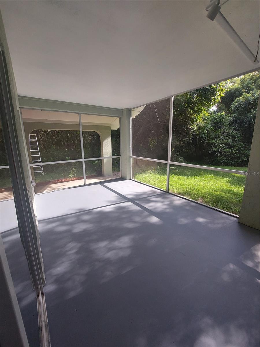 BLUE LAKE - Residential