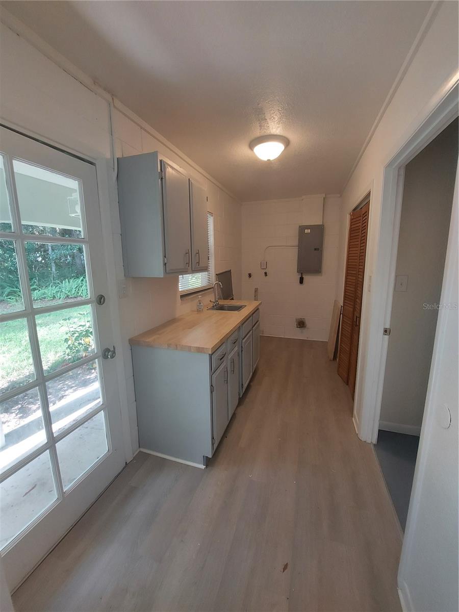 BLUE LAKE - Residential