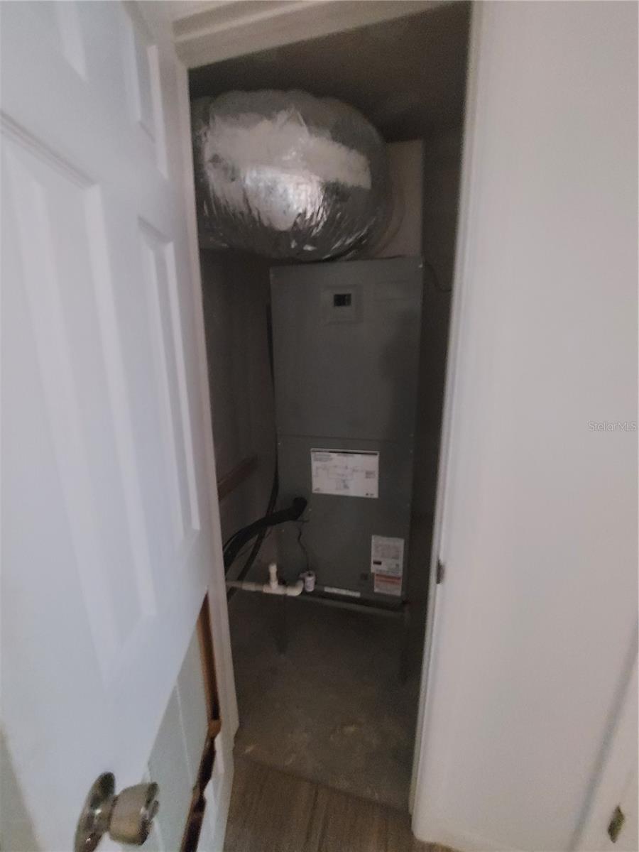 BLUE LAKE - Residential