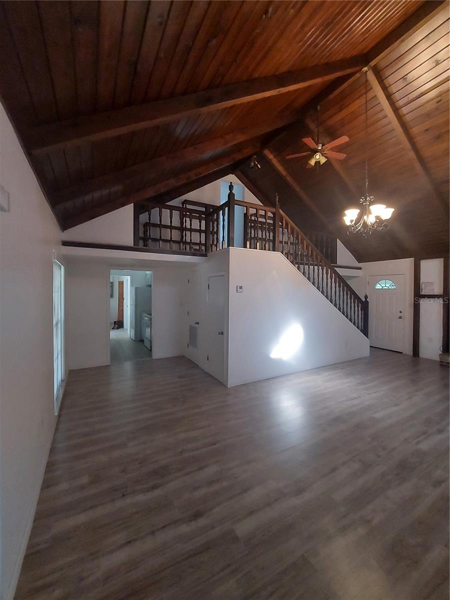 BLUE LAKE - Residential